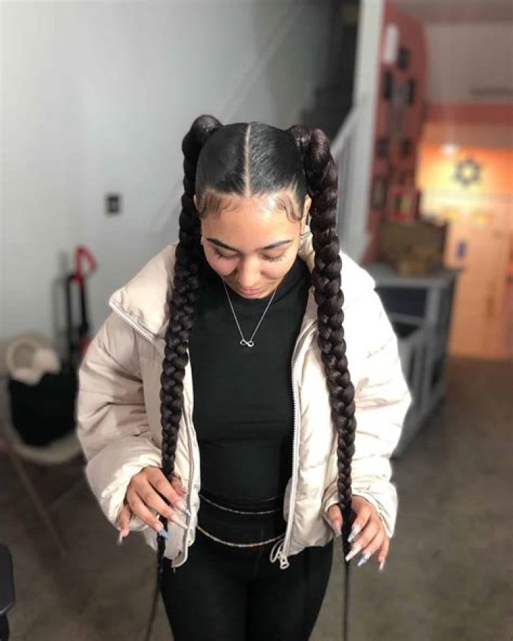4 Braids in a Ponytail: A Stylish and Versatile Hairdo