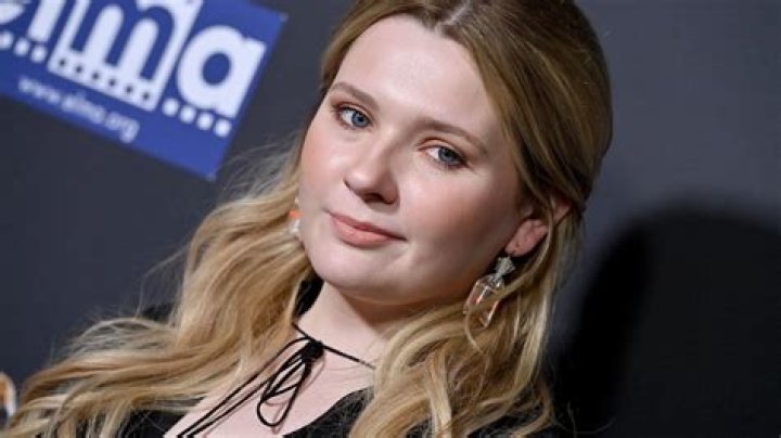 Abigail Breslin Net Worth: A Deep Dive into the Life and Earnings of the Acclaimed Actress