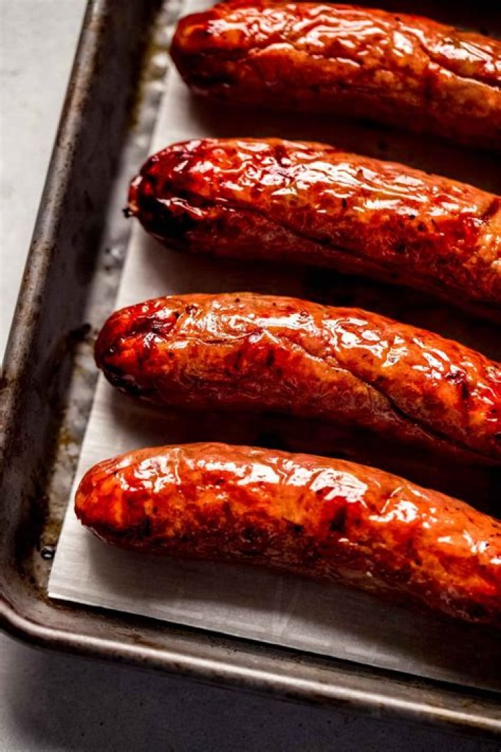 Cooking Sausages in a Microwave: A Quick and Easy Guide