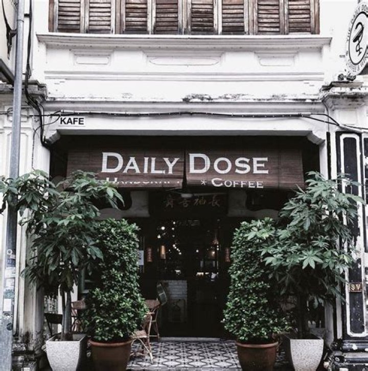 Cozy Cafe Azalea: Your Daily Dose of Delight