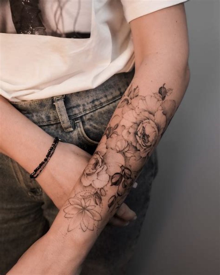 Easy Arm Tattoos for Females: A Comprehensive Guide