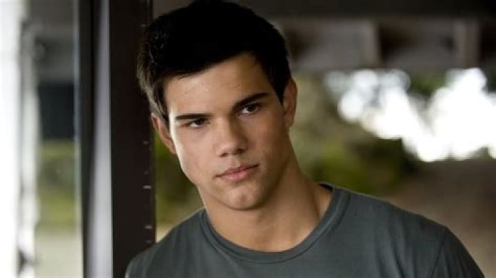 How Old is Taylor Lautner: The Complete Age Guide