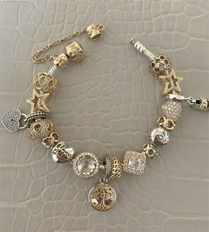Slavitza Jovan: Stunning Designs & Artistry