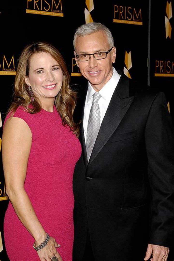 Tim Robinson's Wife: A Glimpse into Their Life